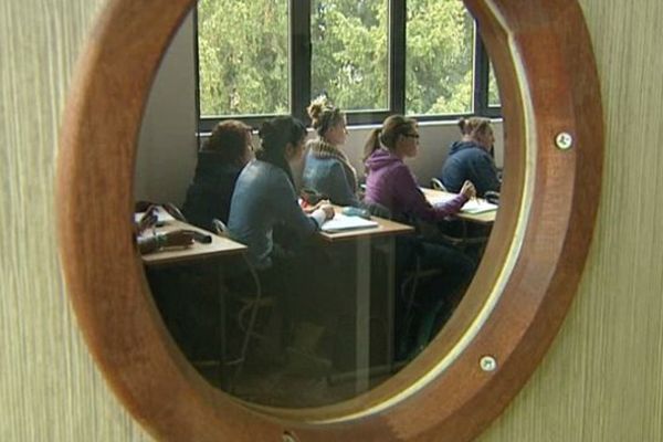 Mardi 1er septembre 2015, 226 000 jeunes auvergnats vont retrouver les bancs de l'école, du collège ou du lycée.