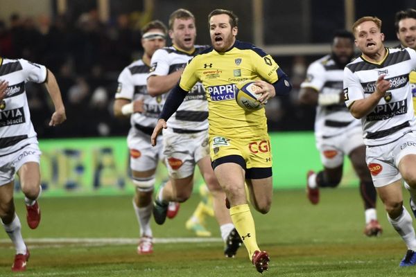 La Rochelle a été battu par Clermont, 44 à 19.