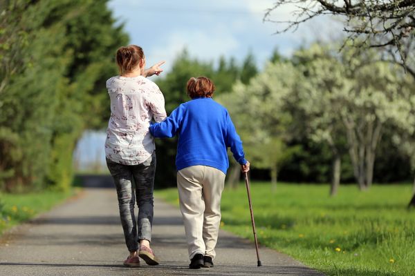 Dans les Hauts-de-France, 94% des seniors en perte d'autonomie et vivant à domicile bénéficient d'une aide de leur entourage.