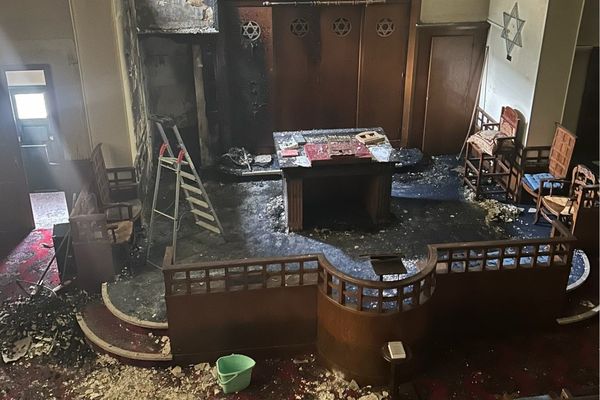 Les dégâts causés par l'incendie de la synagogue de Rouen sont considérables.