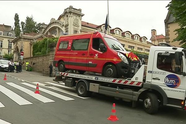 Le temps de l'intervention, l'accès à la caserne n'était pas possible