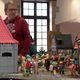 Dominique Béthune, grand collectionneur de Playmobil, derrière sa création au château de Sedan.