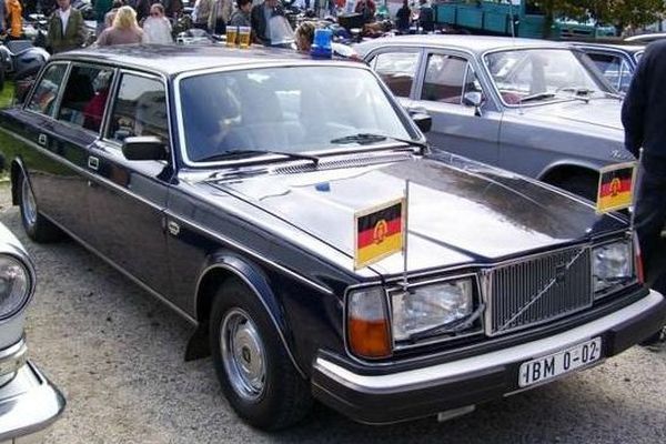 La Volvo d'Erich Honecker, président de la RDA entre 1976 et 1989, est aux enchères à partir de 4.000 euros