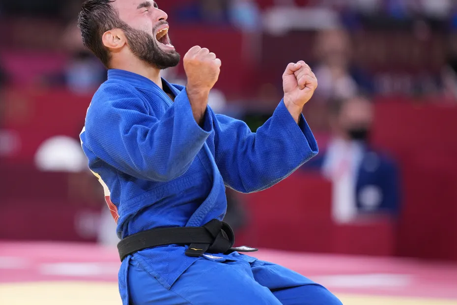 Jeux Olympiques. Le judoka havrais Luka Mkheidze décroche une médaille d'argent, la première normande !