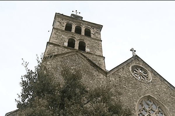  Tournon-sur-Rhône : la collégiale Saint-Julien