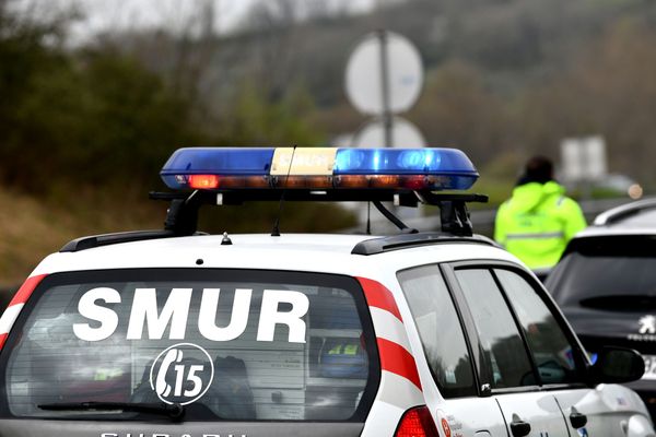 (Image d'illustration) Onze enfants victimes de malaise ont été pris en charge par les pompiers et le SMUR, à Pin, en Haute-Saône.