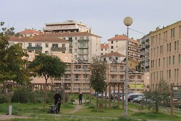 La médiathèque du quartier des Cannes à Ajaccio fait partie des structures fermées suite à la détection d'un cas de Covid chez un agent municipal.