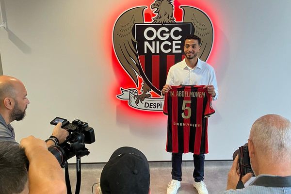 Présentation de Mohamed Abdelmonen à l'OGC Nice ce jeudi 12 septembre.