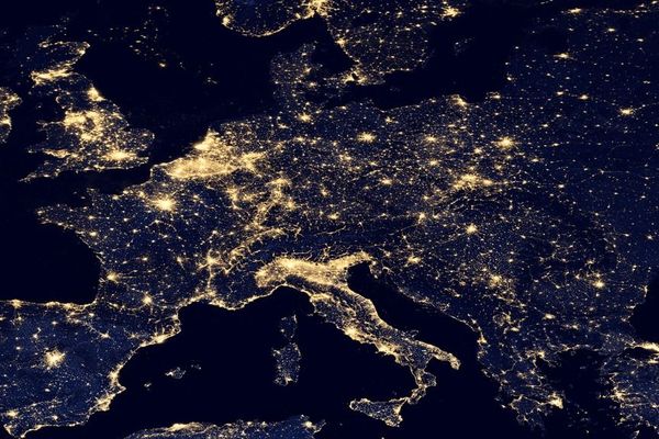 L'Europe la nuit vue du ciel