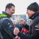 Le skipper de PAPREC ARKÉA Yoann Richomme photographié avec le vainqueur Charlie Dalin après avoir pris la 2e place du Vendée Globe, le 15 janvier 2025 aux Sables d'Olonne