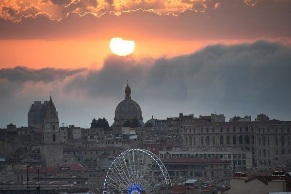 cathédrale de la Major, soleil couchant.