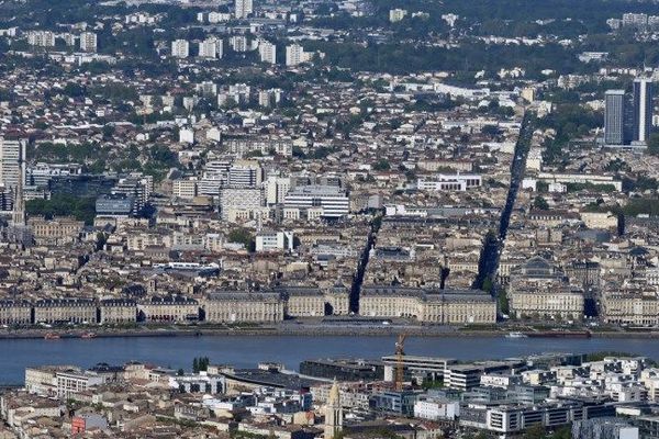 Vue aérienne de Bordeaux 