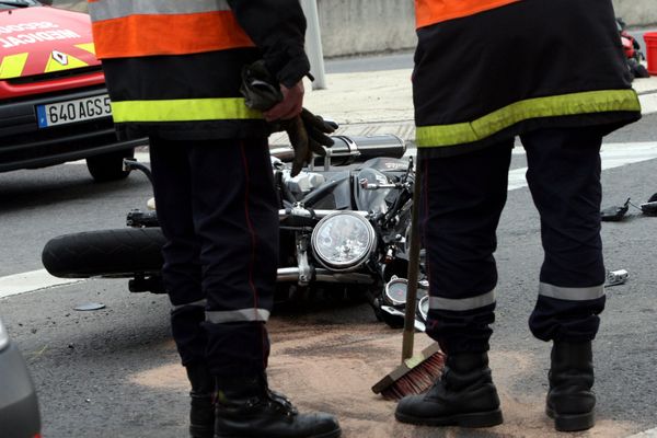 Un motard est décédé dans un accident de la route avec un camion, près de Toulouse, jeudi 4 juillet 2024.