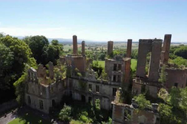 Le domaine royal de Randan est situé entre Clermont-Ferrand et Vichy.