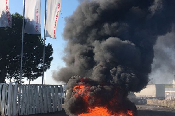 Les salariés de MAN saint-Nazaire en grève, le 15 novembre 2018