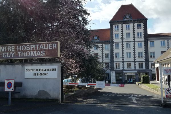 L'agression de 6 personnels de l'Hôpital de Riom par un patient a eu lieu dimanche en début d'après-midi. Vingt-quatre heures plus tard, tout le monde est encore sous le choc.