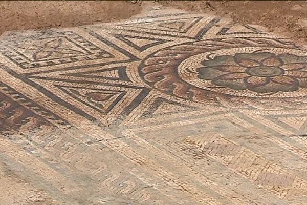 Ces mosaïques de près de 2 000 ans se dévoilent au curieux tout le week end.