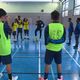 À l'origine, ces jeunes jouaient plutôt au football sur herbe mais ils se sont laissés convaincre par la pratique du futsal.