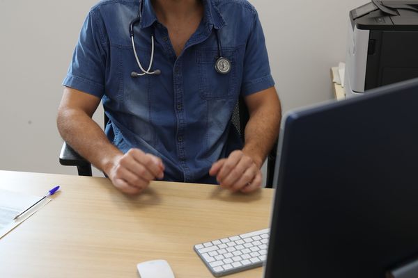 Un médecin généraliste de l'Eure a été radié après trois plaintes pour violences sexuelles.