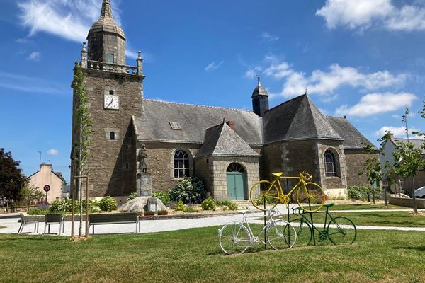 Radenac célèbre le vélo et l'enfant du pays, Jean Robic