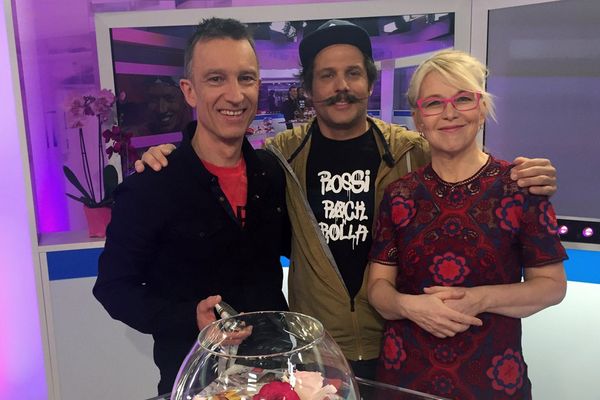 Franck Piccard, Enak Gavaggio et Valérie Chasteland sur le plateau de l'émission