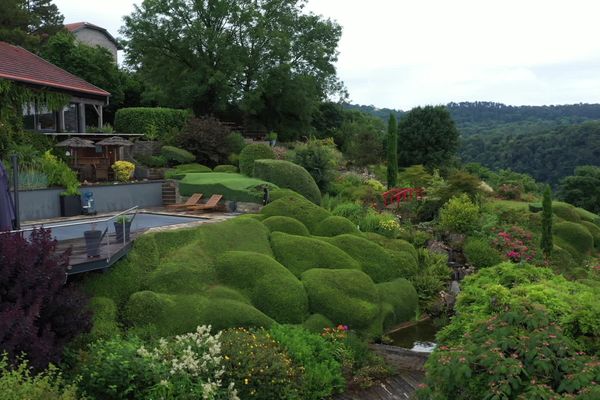 Le jardin de 6 000 m² de Daniel, un havre de paix à Besançon.