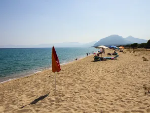 Une plage en Sardaigne, en Italie, durant l'été 2020.