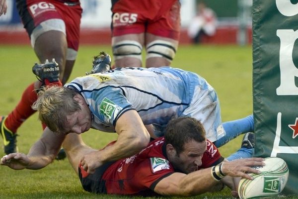 Michalak et Seymou lors du RCT-Sale du 16 décembre 2012 - Anne-Christine Poujoulat -Afp