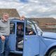 Jean-Luc, Joël, Michel, Jacques et Gilles, des amoureux de la 2CV.