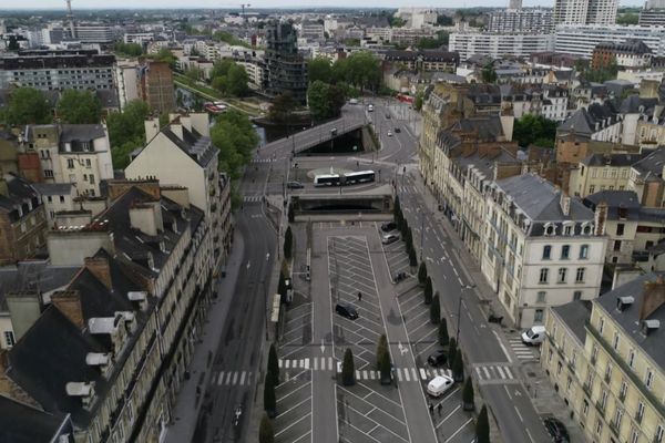 À Rennes, le parking de la Vilaine (au premier plan, au centre de l'image), va être détruit pour redécouvrir la Vilaine.