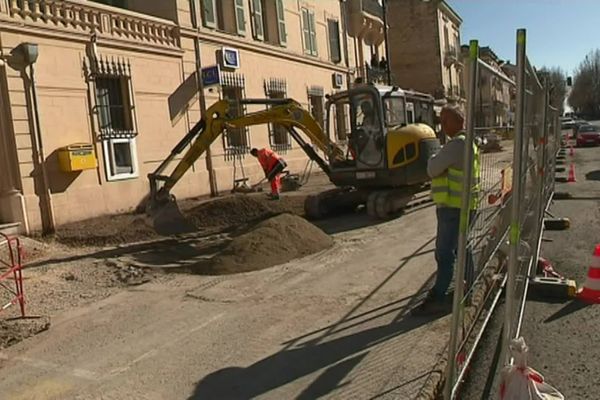 Dans les Alpes-Maritimes, la totalité des chantiers publics avaient été stoppé après l'annonce du confinement, sur décision des entreprises.