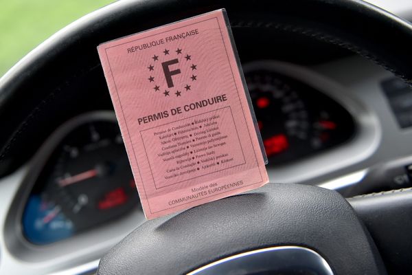 Le permis de conduire fête ses 100 ans.