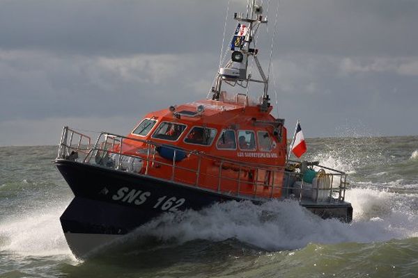 La vedette SNS 162 "Sieur de Mons" de la station de Royan de la SNSM (Société nationale de sauvetage en mer).