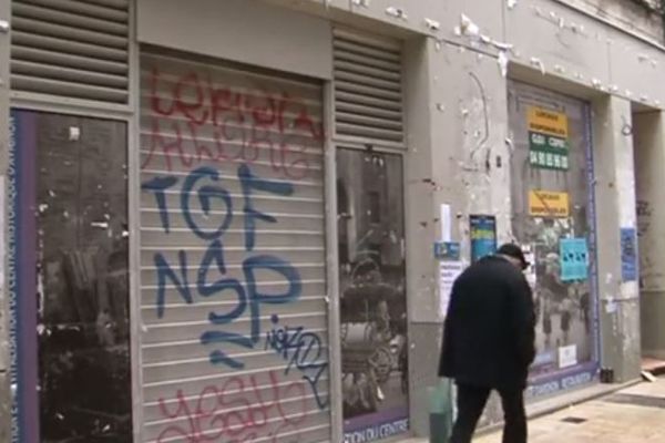 Les commerces fermés dans le centre d'Avignon 