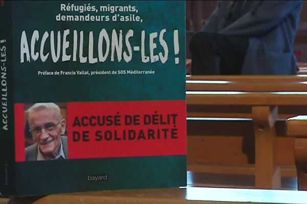 "Accueillons-les!", l'ouvrage de Gérard Riffard paru aux éditions Bayard