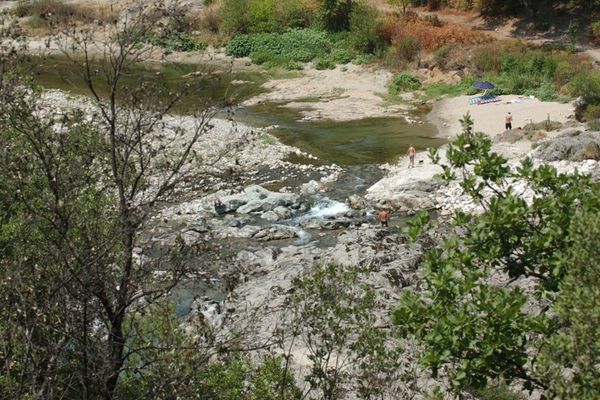 La baignade est interdite dans le Gardon depuis la fin juin en raison des mesures liées au Covid-19