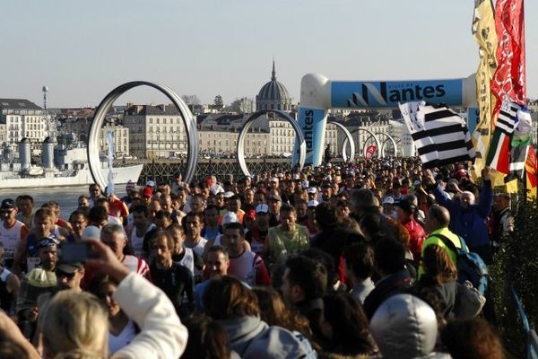 Plus de 3200 coureurs dans les rues de Nantes lors de l'édition 2012