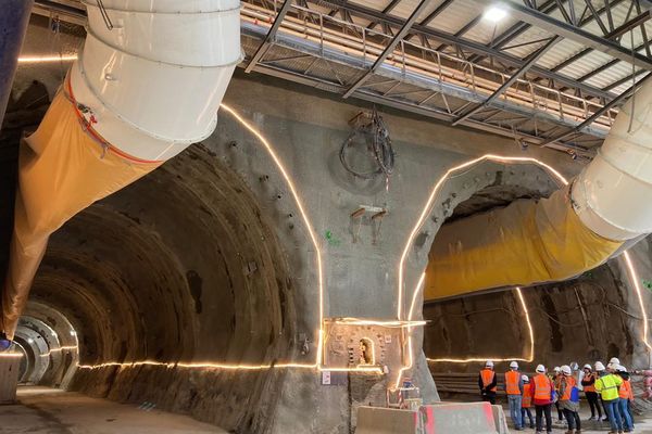 Des visiteurs ont pu découvrir, pour la première fois, l'intérieur du chantier de creusement du tunnel Lyon-Turin à Saint-Julien-Mont-Denis (Savoie) les 22 et 23 avril.