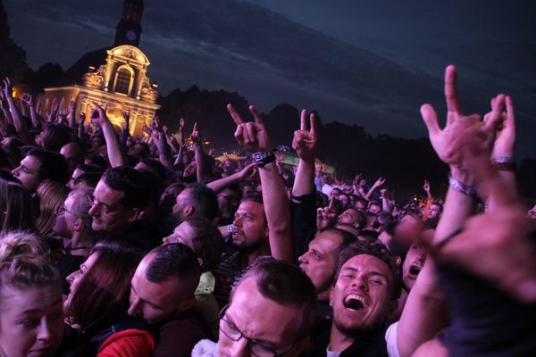 system of a down main square