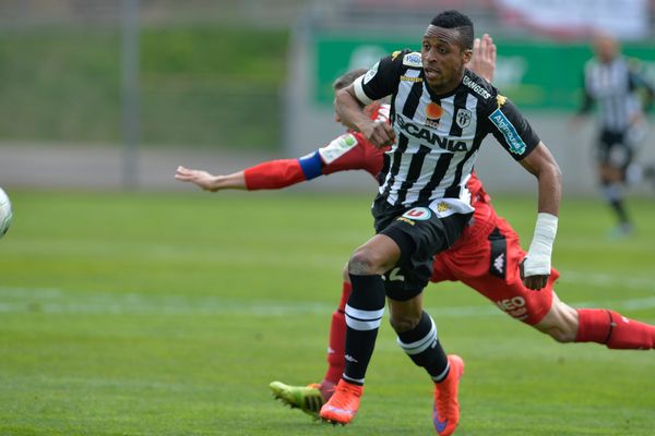 Dijon Angers 1-1 en 32ème journée de Ligue 2 le 18 avril 2015