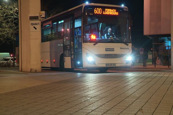 Mise en service lundi 6 janvier 2025 de la ligne directe en car express reliant Forbach au Luxembourg.