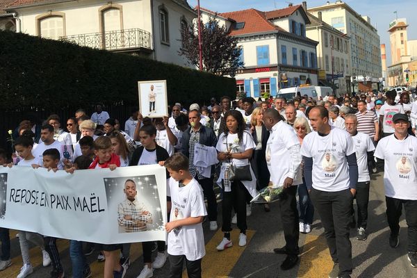 Une marche blanche pour Maël, décédé dans un incendie criminel début septembre, à Schiltigheim.