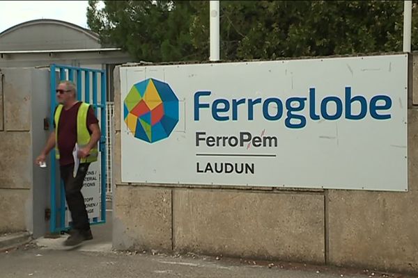 L'inquiétude grandit parmi les quelque 200 employés de l'usine de silicium FerroPem de Laudun-l'Ardoise (Gard). Ils ont appris l'arrêt temporaire de 2 des 3 fours du site.