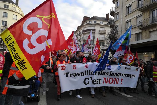 A Caen, le slogan de la manifestation contre la retraite à 64 ans