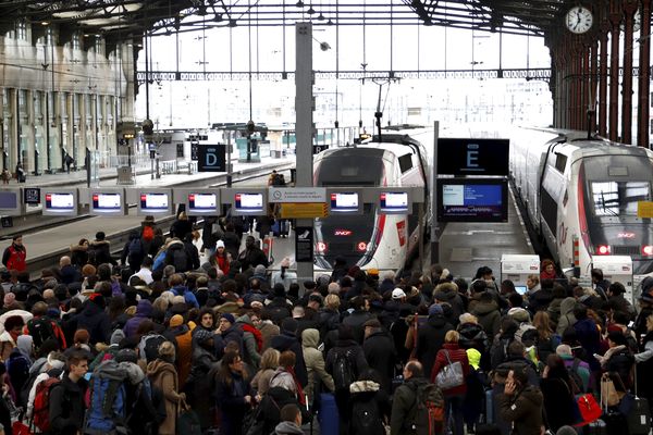 Le trafic des TGV partant de la gare de Lyon sera fortement perturbé à partir de vendredi.