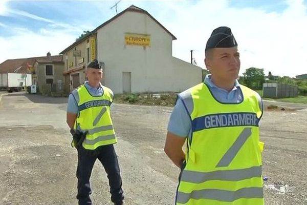 Réservistes gendarmerie rassemblement tzigane - Semoutiers (Haute-Marne)