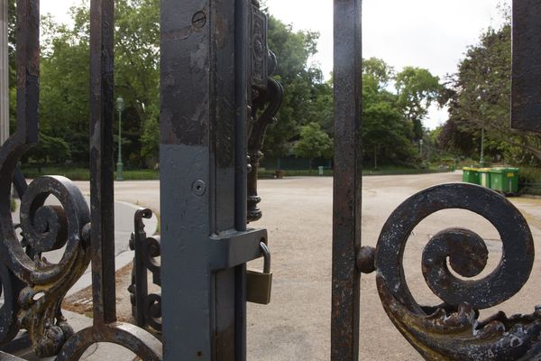 Les parcs et jardins resteront fermés "jusqu'à nouvel ordre" à Paris.