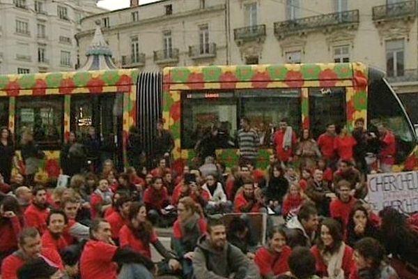 Montpellier : manifestation des ingénieurs et chercheurs précaires - 26 novembre 2012.