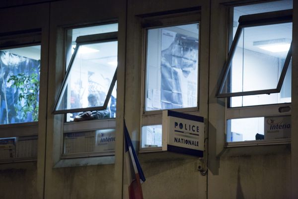 Une femme est décédée dans la nuit de lundi à mardi. La police judiciaire de Seine-Saint-Denis est en charge de l'enquête.(Commissariat de Saint-Denis-Illustration)