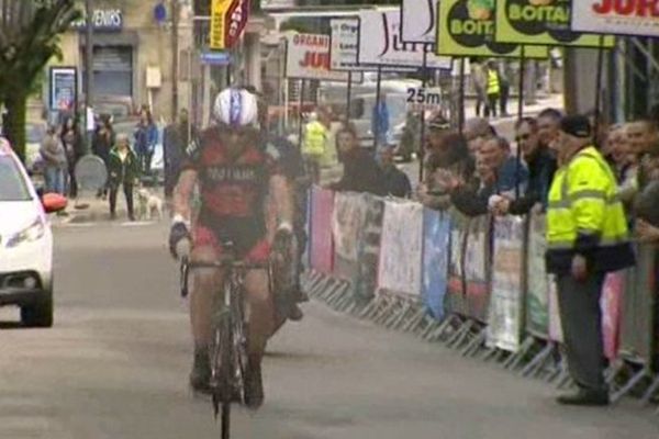 Tour du Jura 2015, ici, à quelques minutes de l'arrivée à Salins-les-Bains, Sylvain Georges.